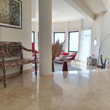 וילה Gran Vilena